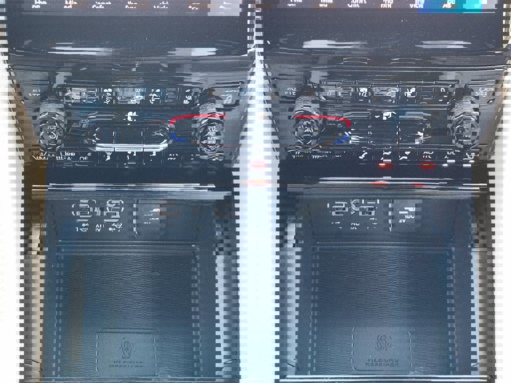 New 2025 Jeep Grand Cherokee L Limited w/ Luxury Tech Group II image 14