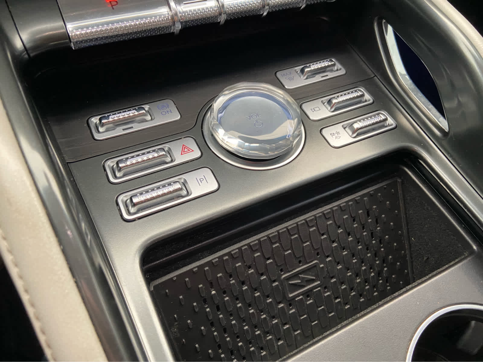 Used 2024 Lincoln Nautilus Reserve w/ Equipment Group 202A image 37