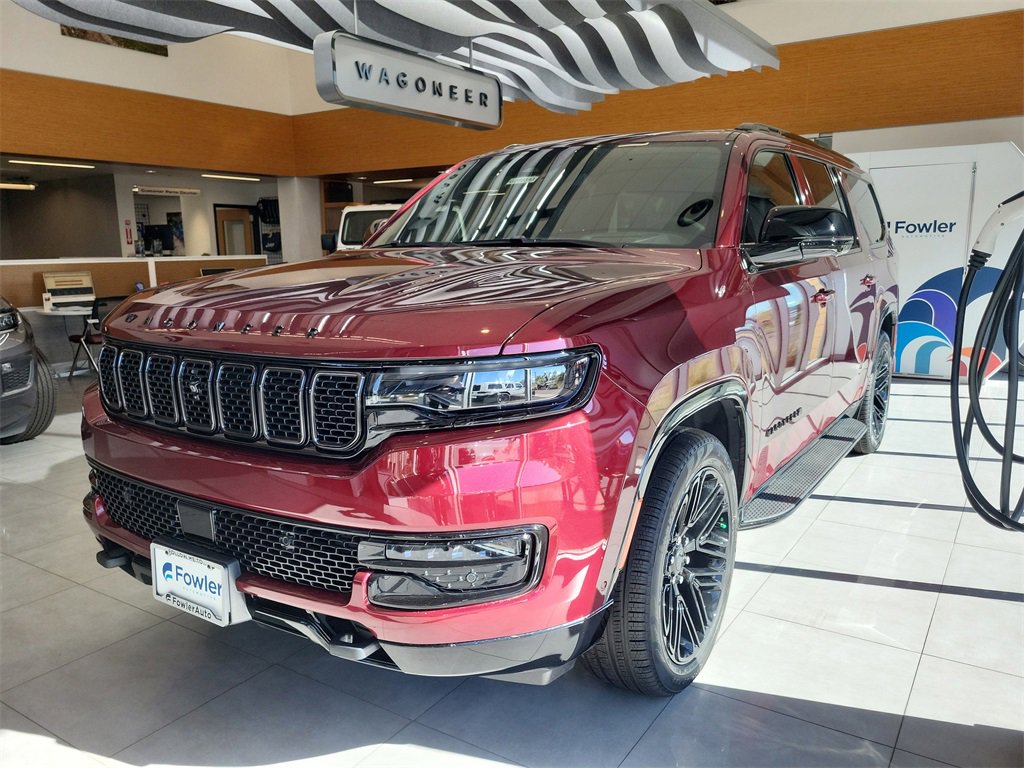 New 2025 Jeep Wagoneer L Series II w/ Convenience Group I