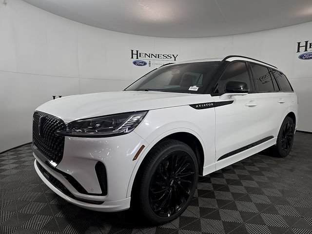 New 2026 Lincoln Aviator Reserve w/ Jet Appearance Package AWD/4WD image 2