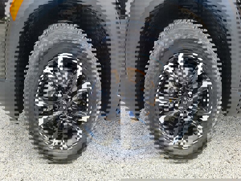 Used 2021 Chevrolet TrailBlazer LT w/ Convenience Package image 28