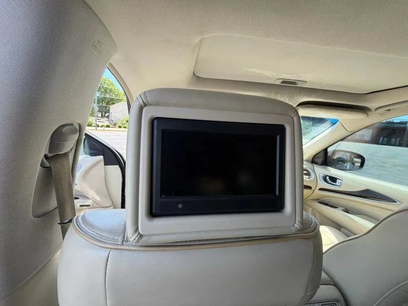Used 2013 INFINITI JX35 AWD w/ Premium Pkg image 23