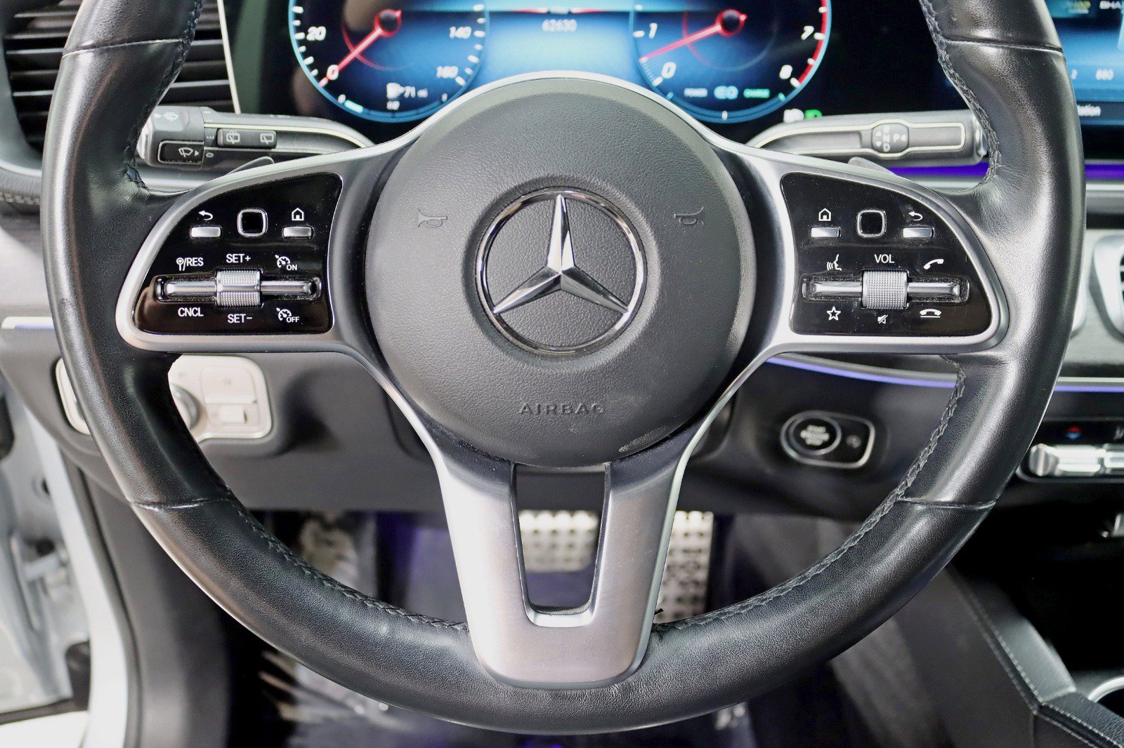 Used 2022 Mercedes-Benz GLS 450 4MATIC w/ AMG Line Exterior image 17