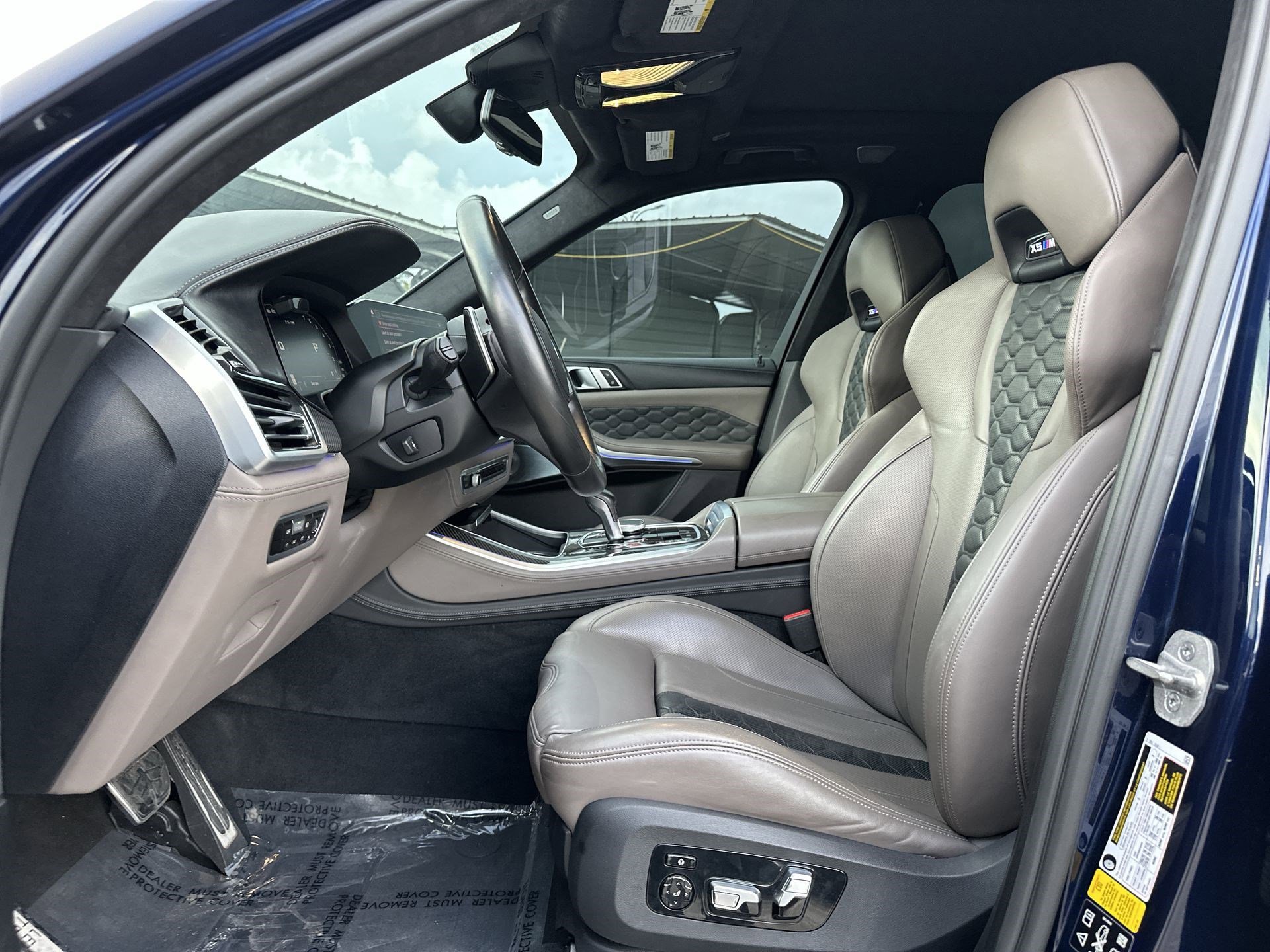 Used 2021 BMW X5 M w/ Executive Package image 13