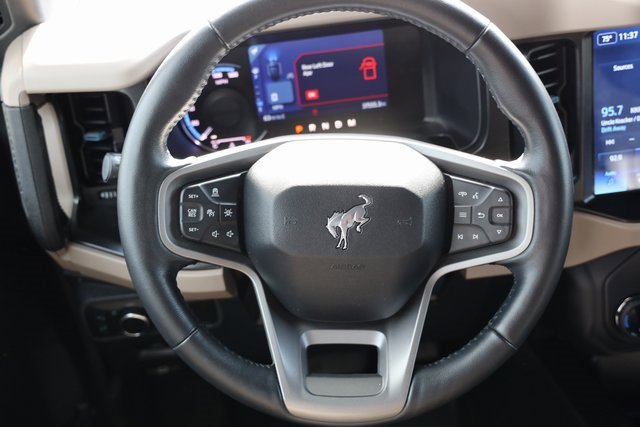 Used 2022 Ford Bronco Wildtrak image 13