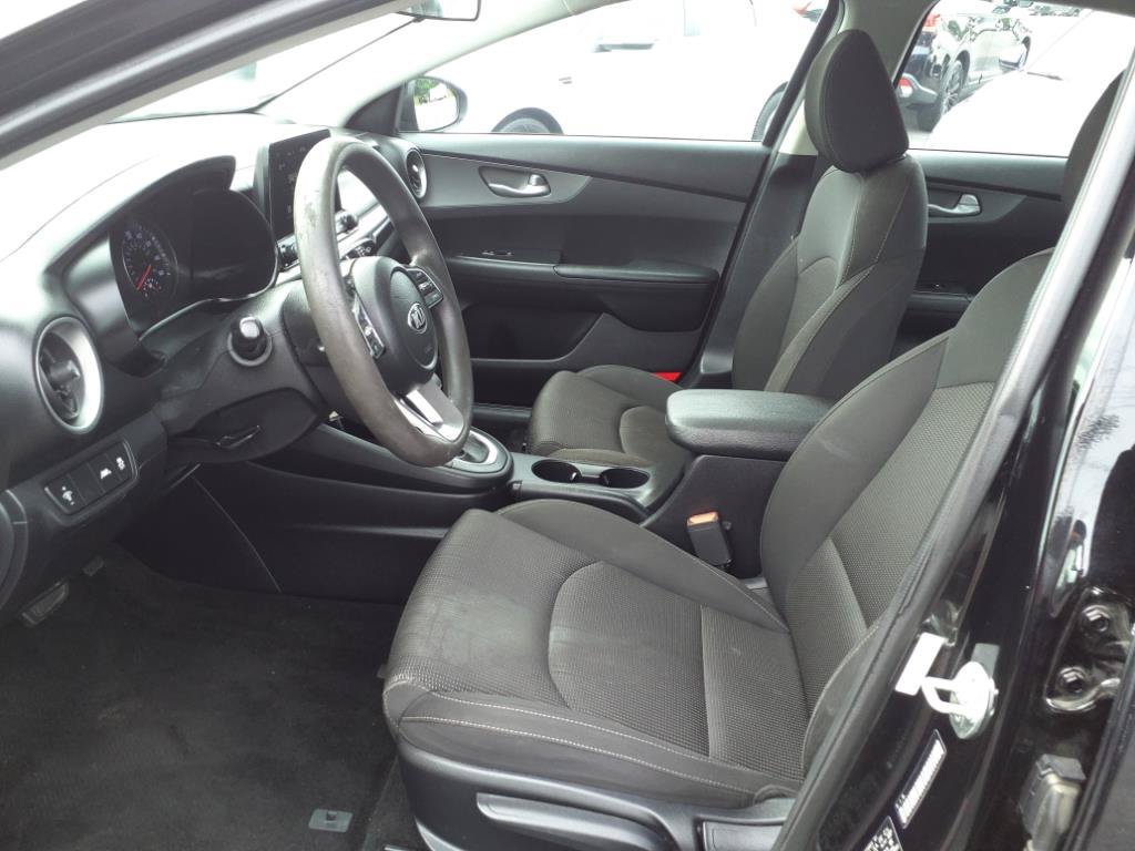 Used 2019 Kia Forte LXS FWD image 12