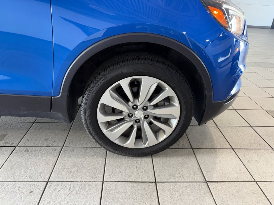 Used 2018 Buick Encore Preferred AWD/4WD image 25