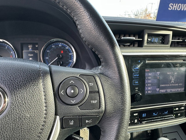 Used 2019 Toyota Corolla L image 14