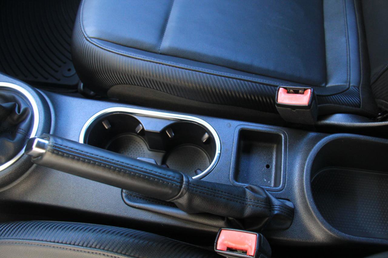 Used 2012 Volkswagen Beetle 2.5 image 17