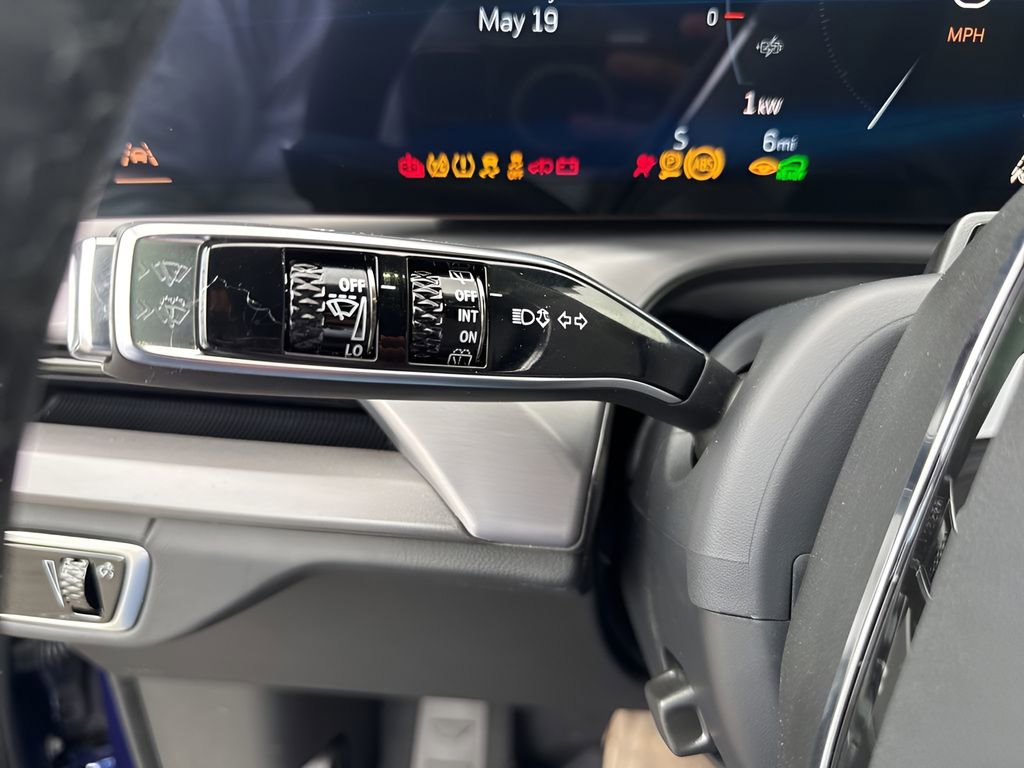 New 2026 Cadillac Vistiq Sport w/ LPO, Floor Liner Package image 24