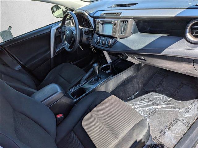 Used 2017 Toyota RAV4 LE FWD image 20
