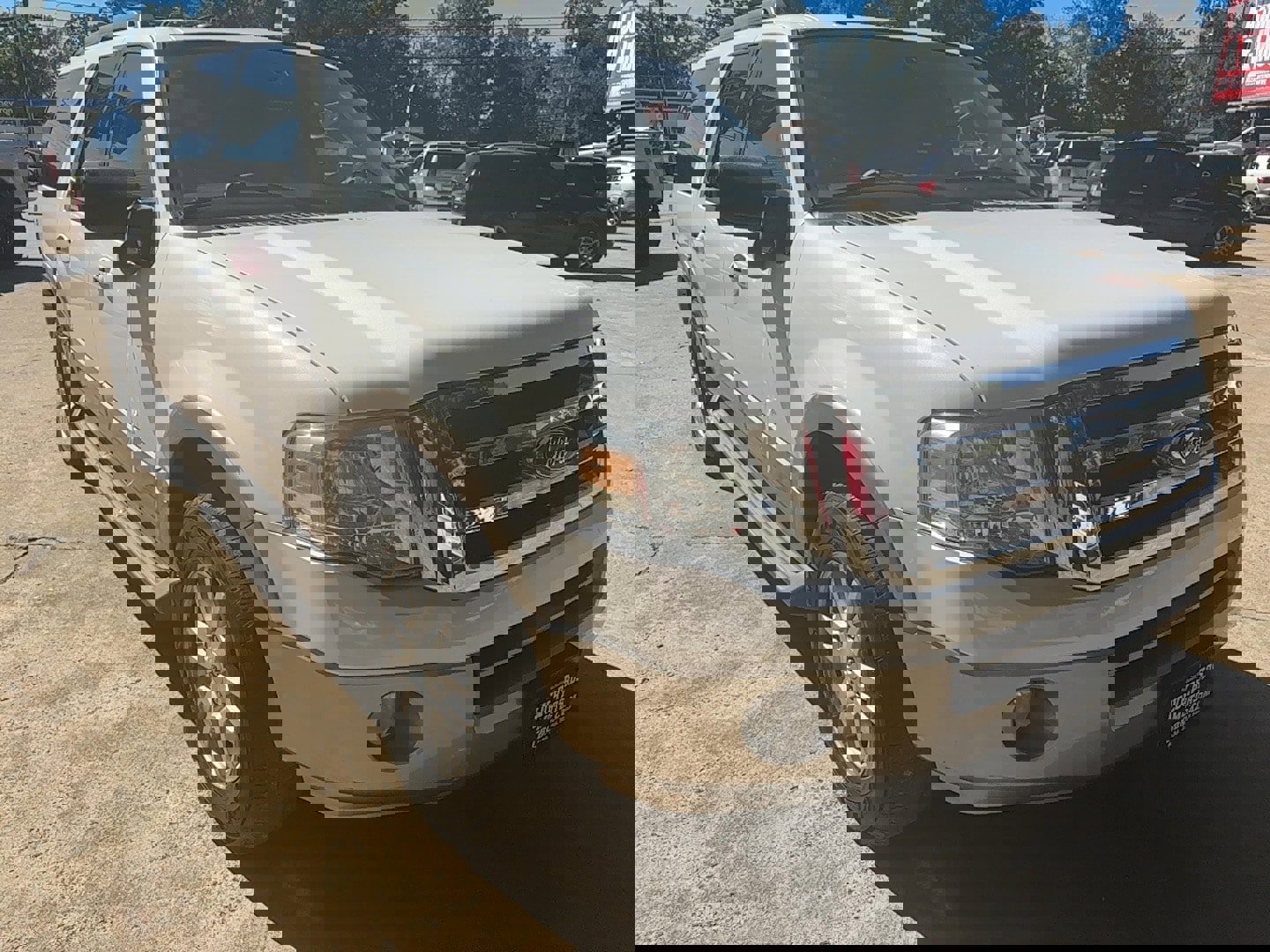 Used 2013 Ford Expedition EL XLT image 3