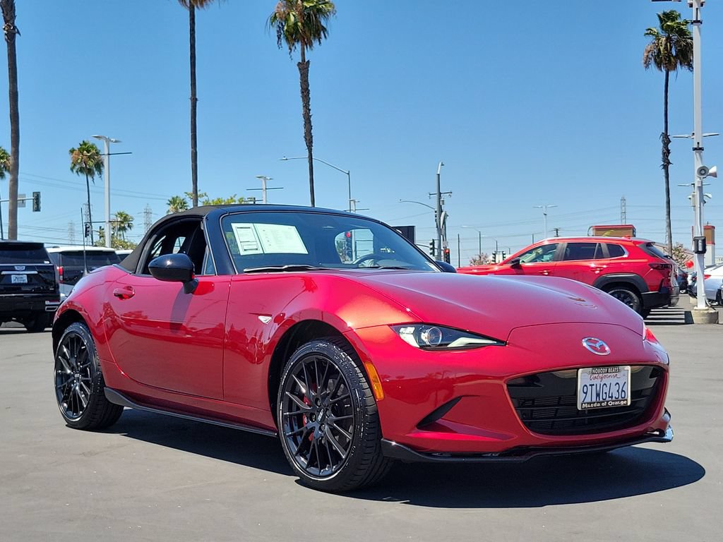 Certified 2025 MAZDA MX-5 Miata Club w/ Brembo/BBS Recaro Package RWD image 30
