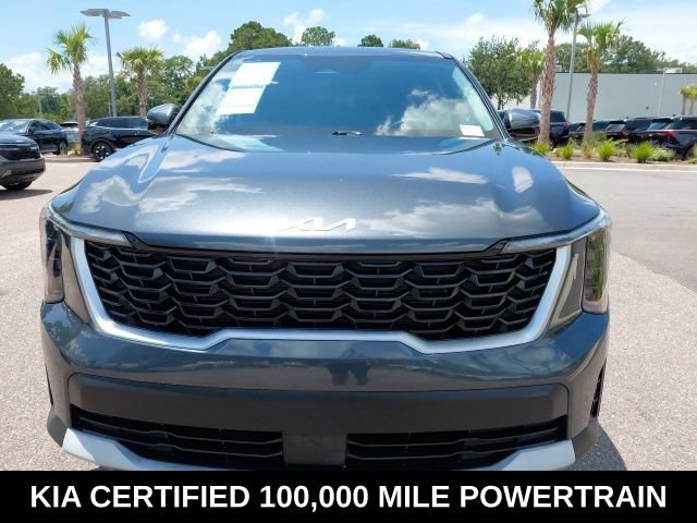 Certified 2024 Kia Sorento LX FWD image 2