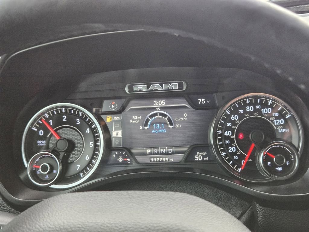 Used 2019 RAM 1500 Big Horn AWD/4WD image 10