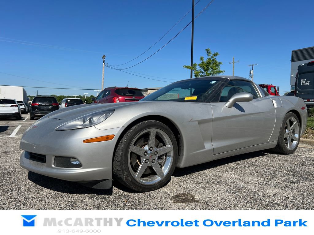 Used 2007 Chevrolet Corvette Coupe w/ Preferred Equipment Group RWD image 7