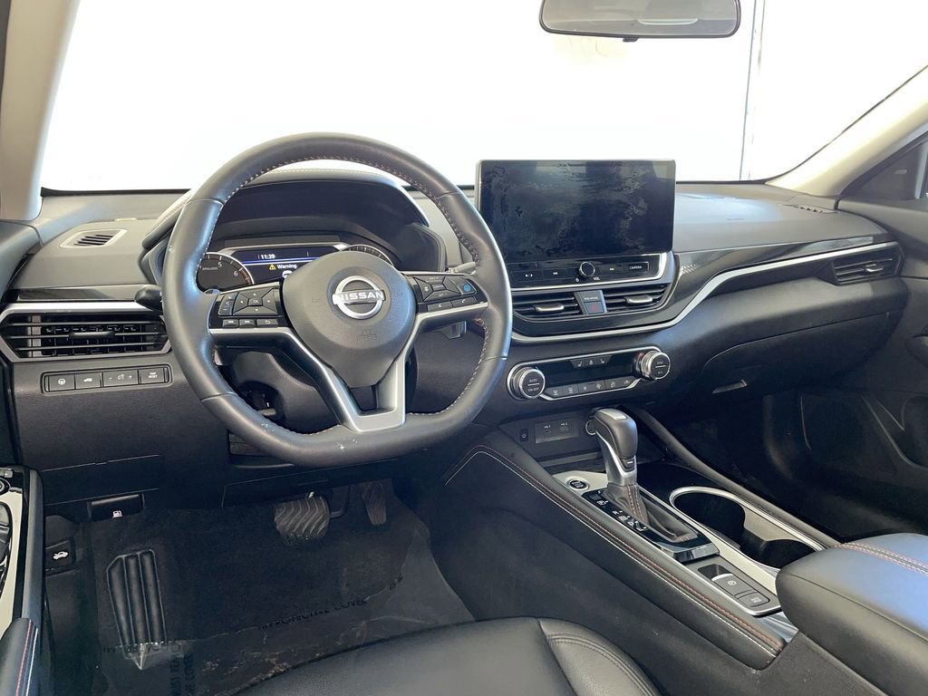 Certified 2024 Nissan Altima 2.0 SR FWD image 17