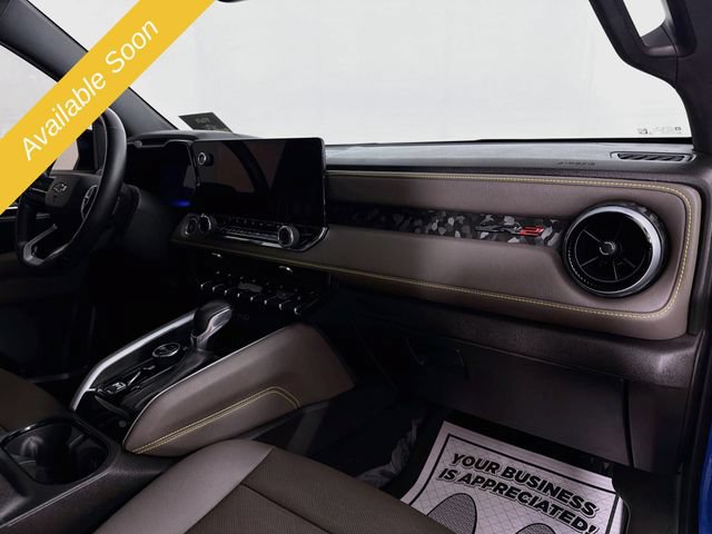 Used 2024 Chevrolet Colorado ZR2 w/ ZR2 Convenience Package III AWD/4WD image 31