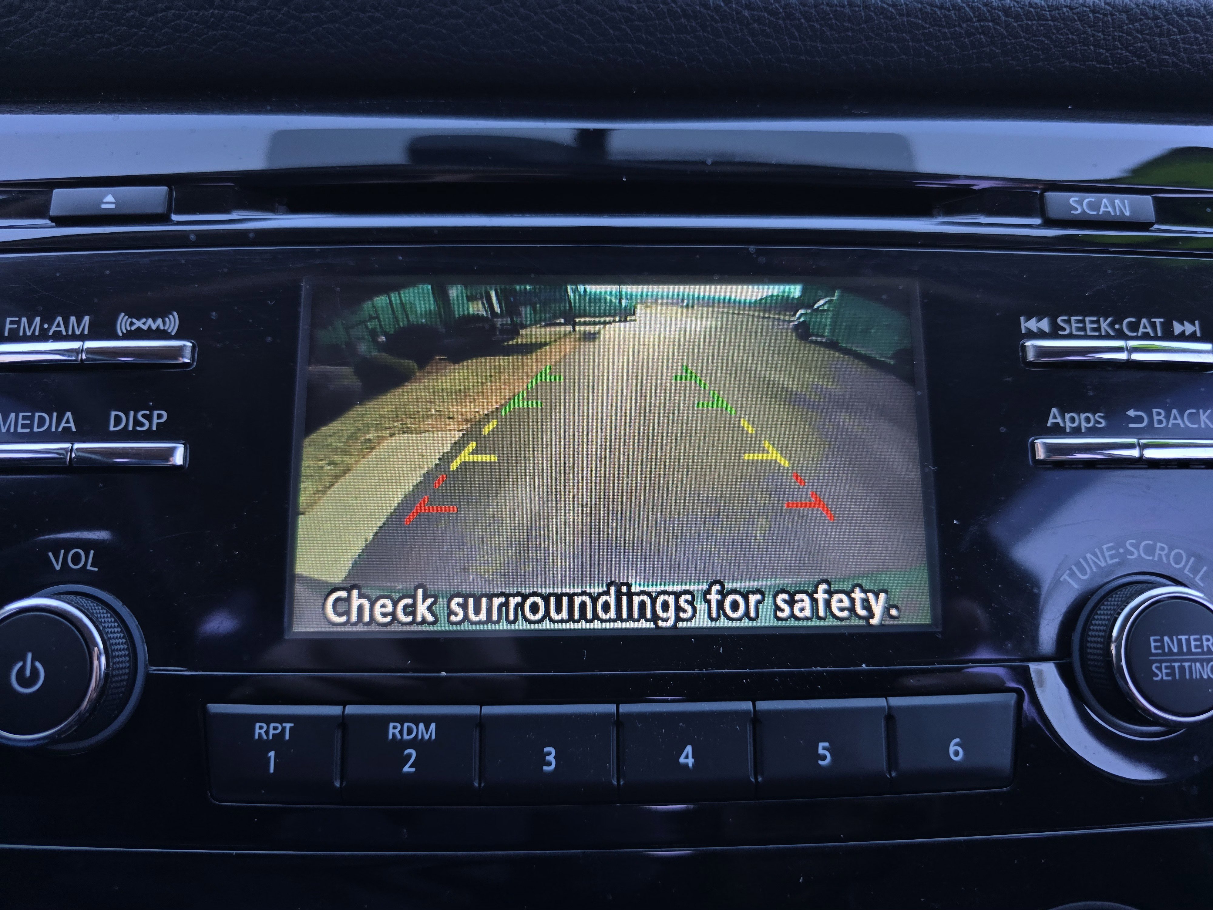 Used 2016 Nissan Rogue S image 25