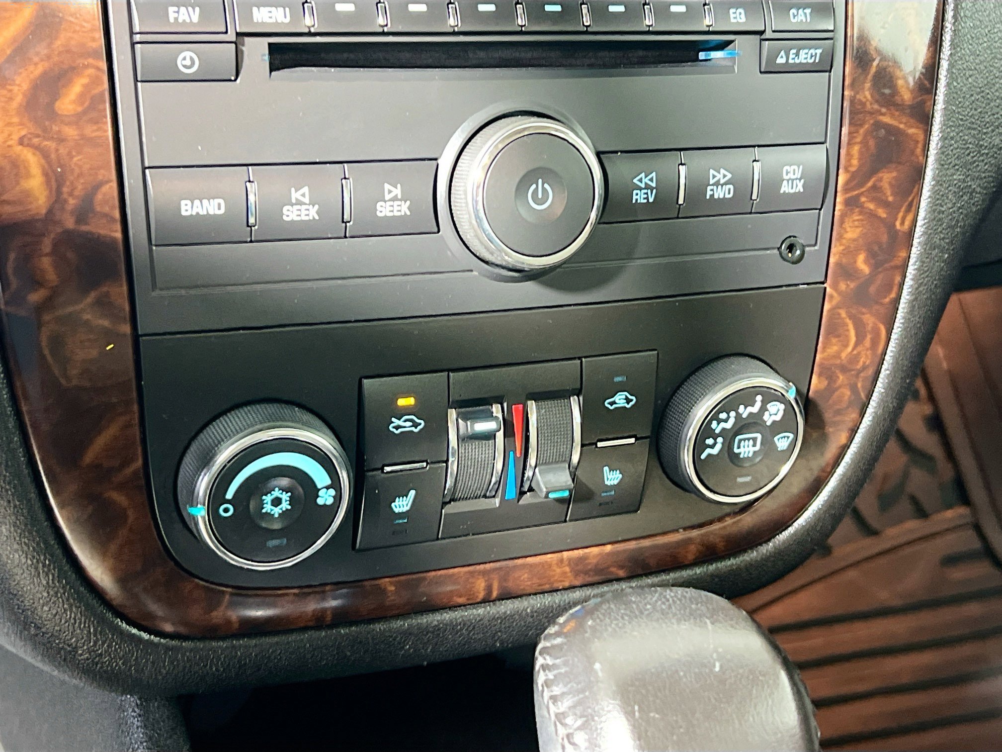 Used 2013 Chevrolet Impala LTZ image 26