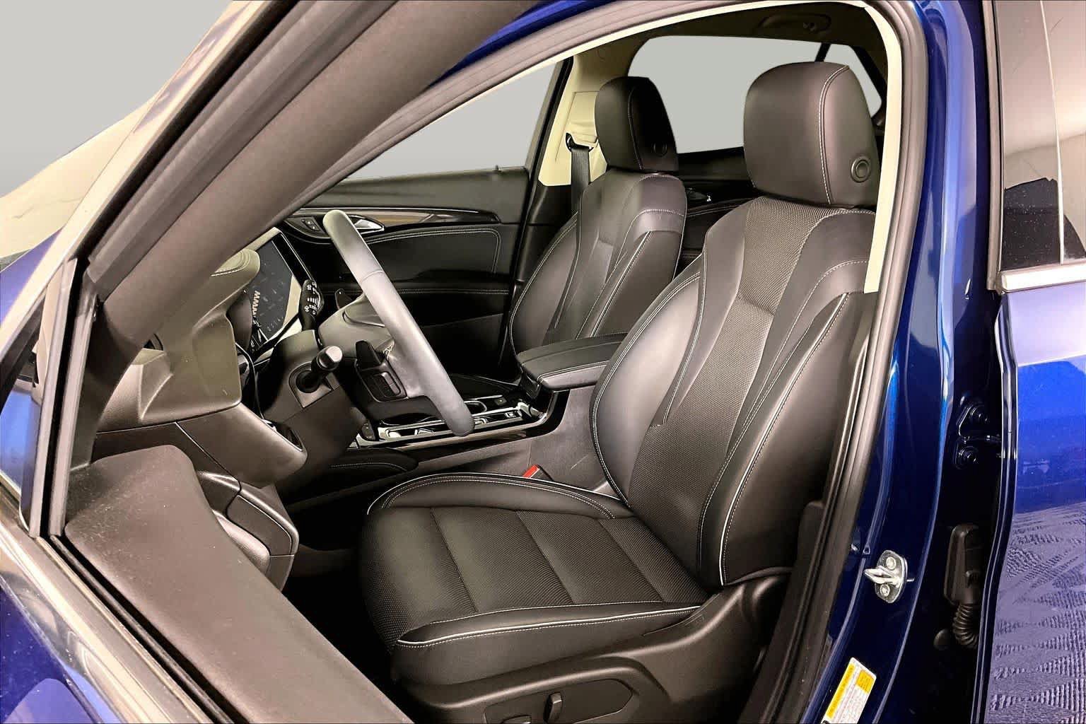 Certified 2023 Buick Envision Essence FWD image 8