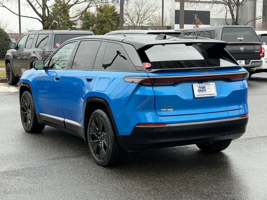 Used 2025 Jeep Wagoneer S Launch Edition image 9