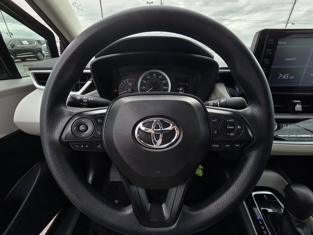 Used 2022 Toyota Corolla LE image 13