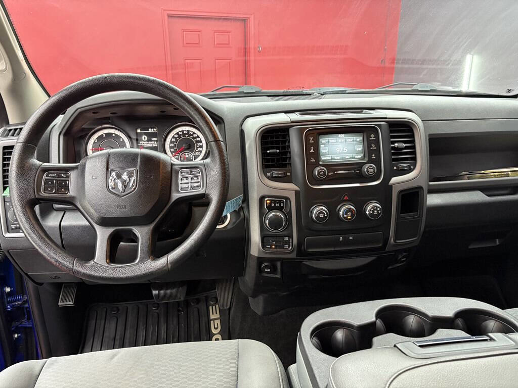 Used 2016 RAM 1500 Express image 11