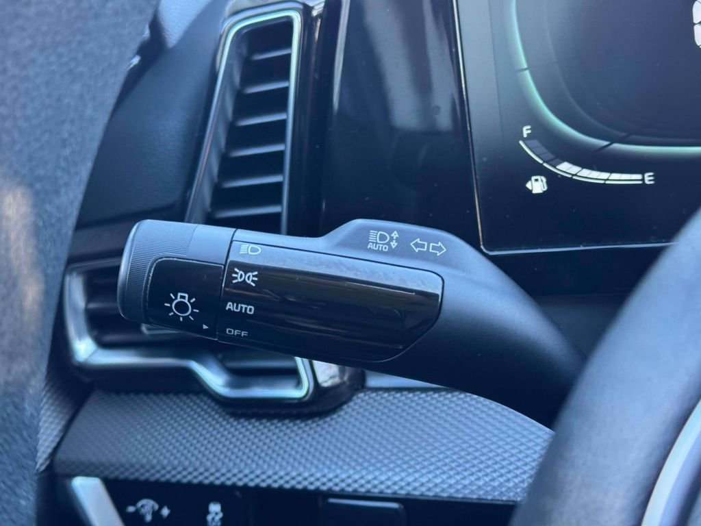 Used 2023 Kia Sportage LX image 21