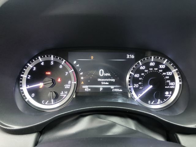 Used 2023 Toyota Highlander L image 17