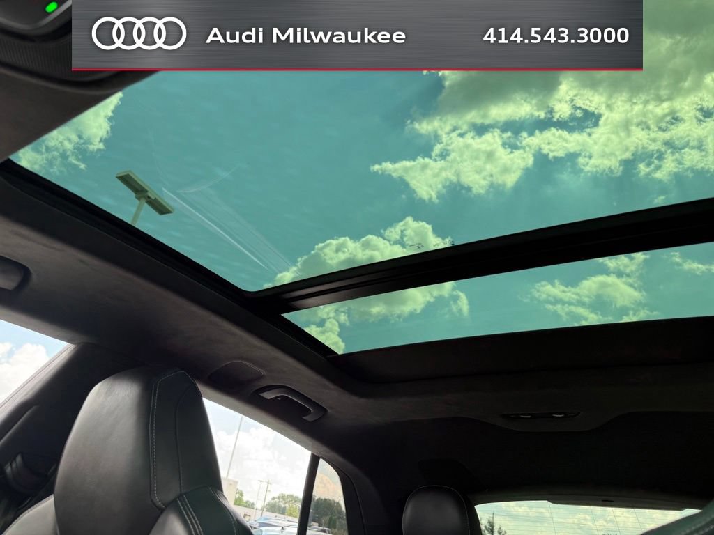 Used 2024 Audi SQ8 Prestige AWD/4WD image 34