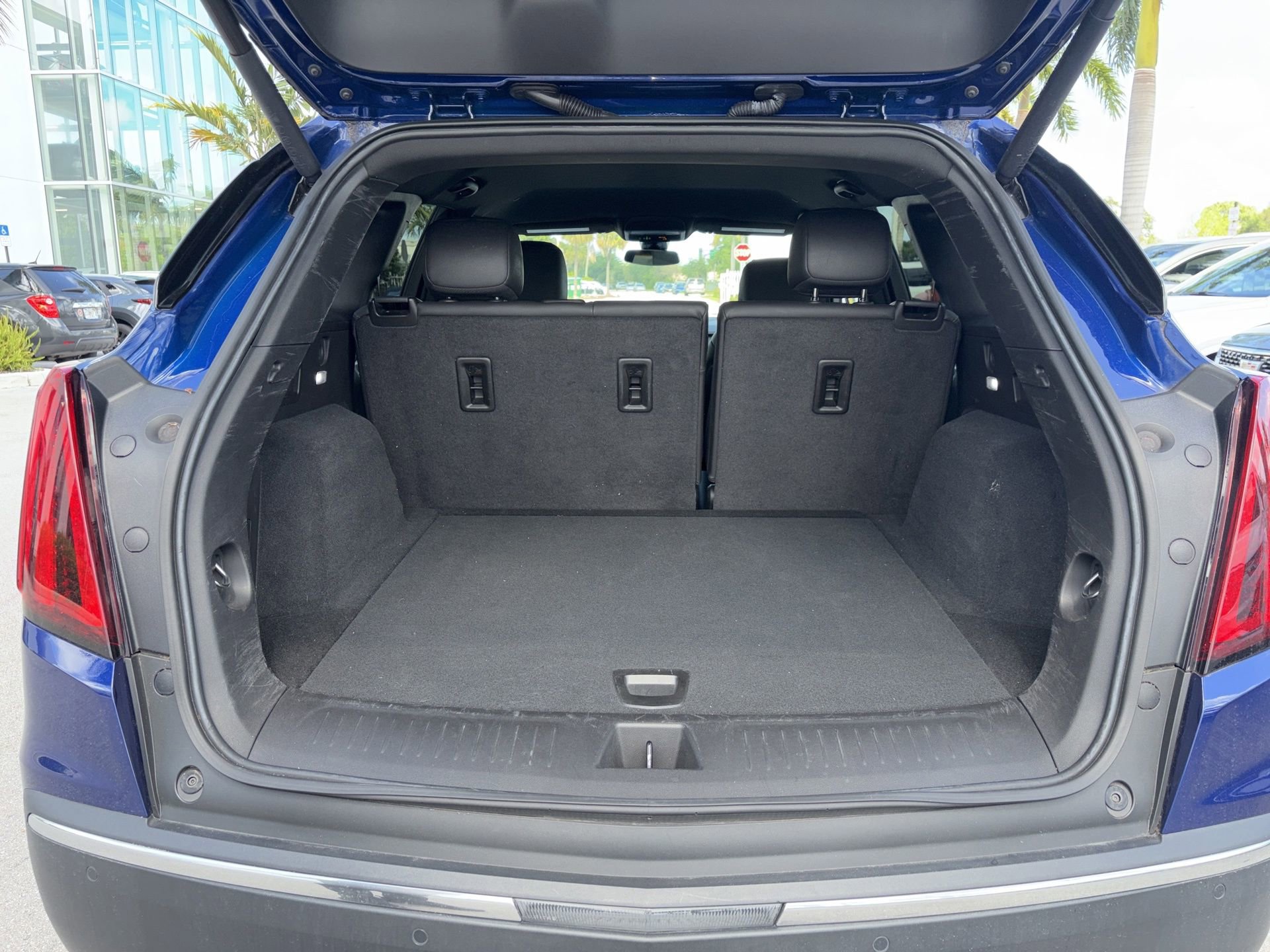 Used 2023 Cadillac XT5 Luxury image 6