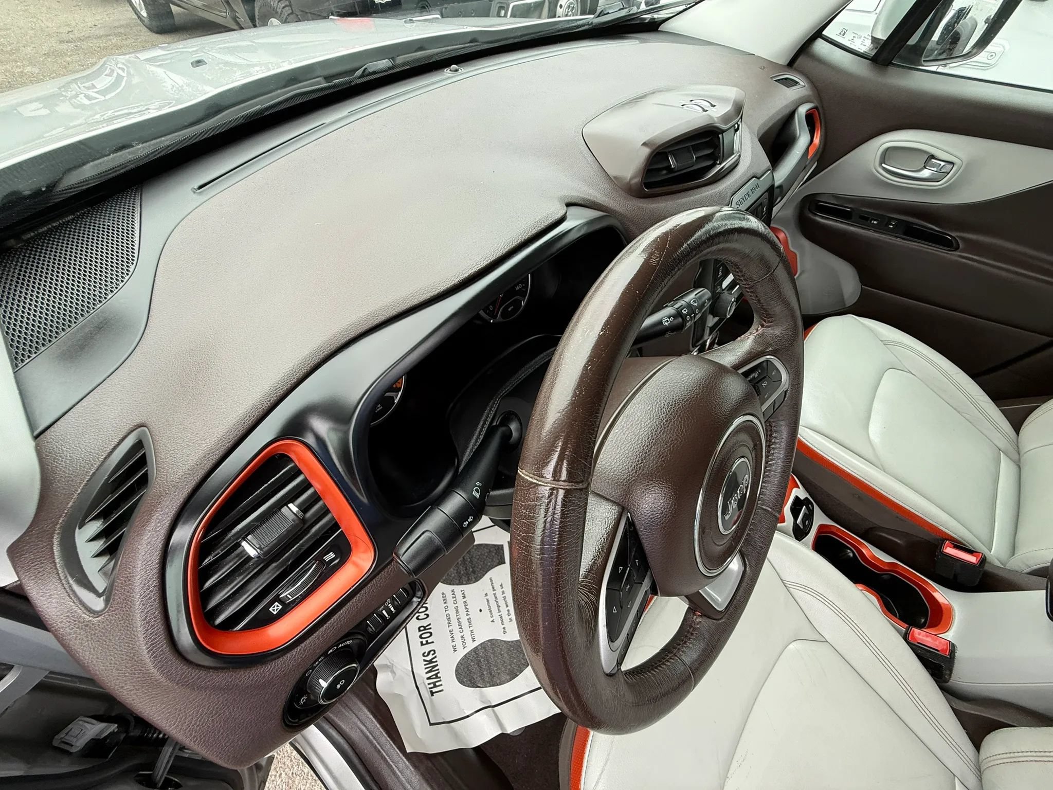 Used 2015 Jeep Renegade Limited AWD/4WD image 47