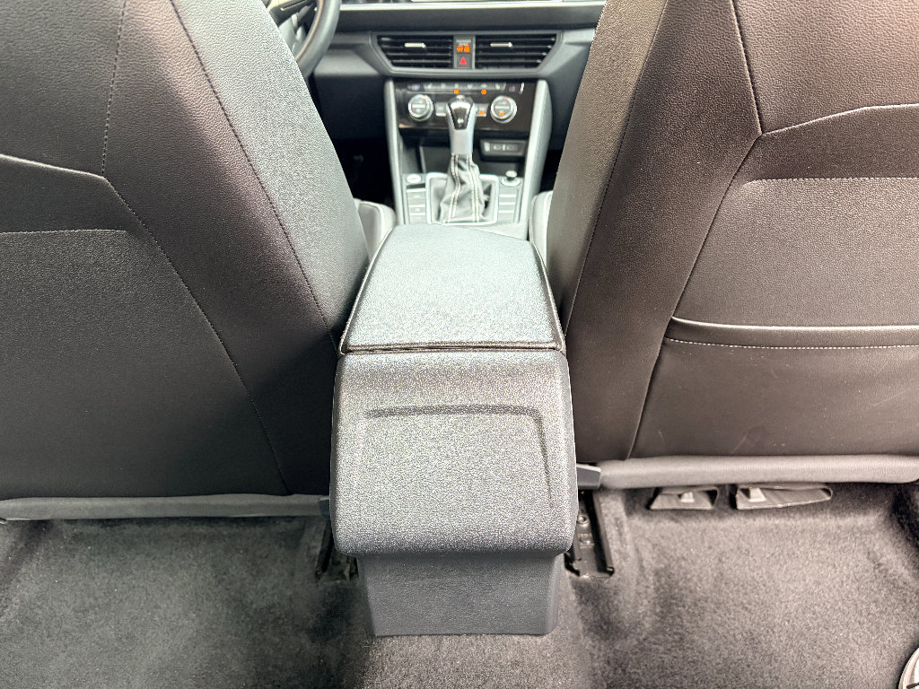 Used 2024 Volkswagen Jetta SE FWD image 26