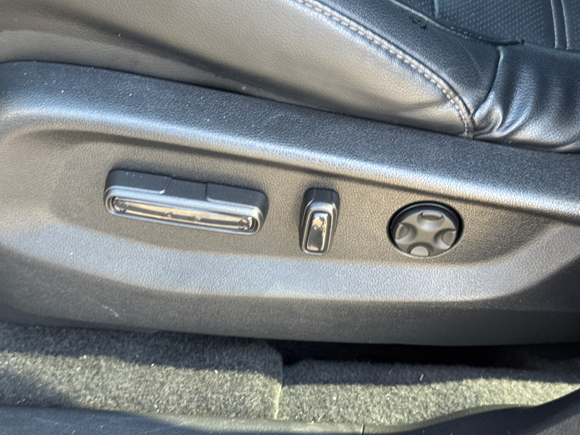 Used 2022 Honda CR-V EX-L image 27