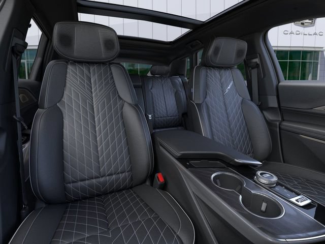 New 2026 Cadillac Lyriq V AWD/4WD image 18