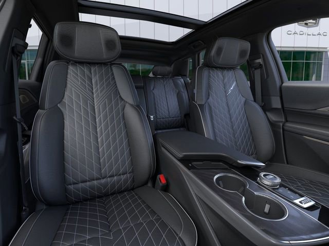 New 2026 Cadillac Lyriq V AWD/4WD image 18