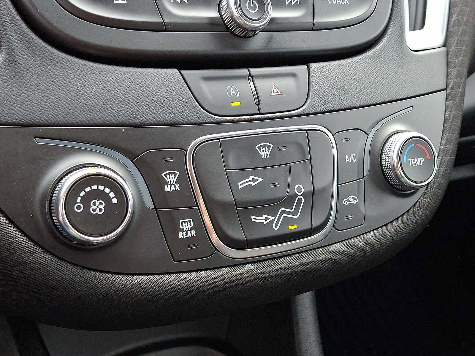 Used 2022 Chevrolet Malibu RS FWD image 15