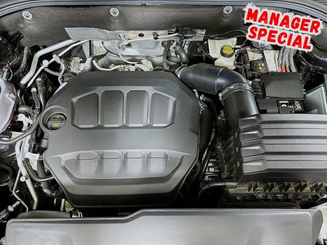 Used 2025 Volkswagen Atlas SEL Premium R-Line image 32