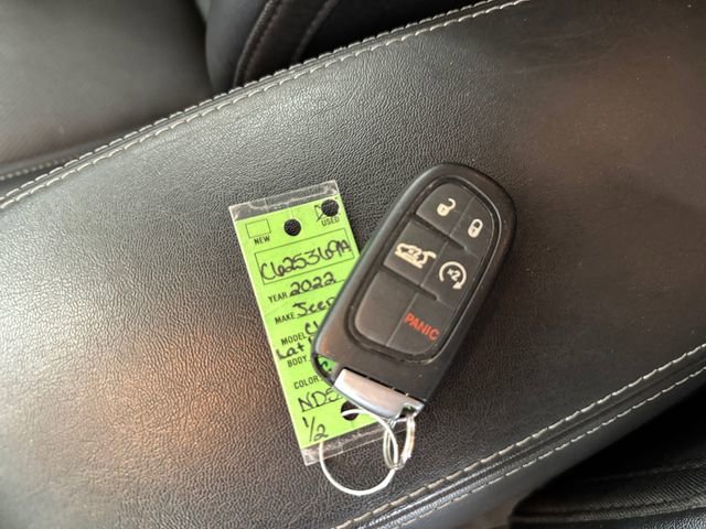 Used 2022 Jeep Cherokee Latitude Lux image 26