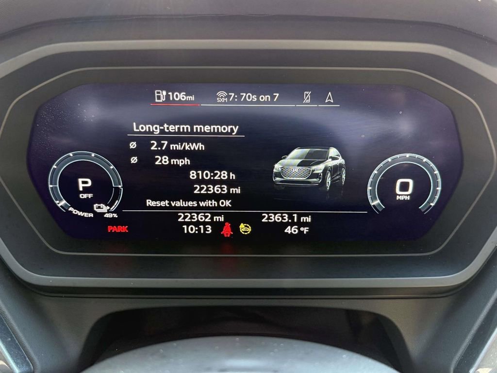 Used 2024 Audi Q4 e-tron Prestige image 29