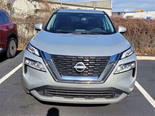 Used 2023 Nissan Rogue SV video 2