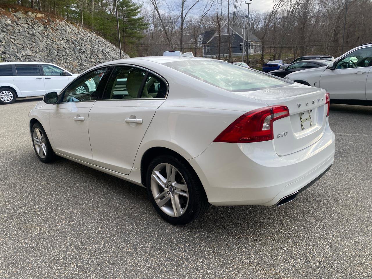Used 2014 Volvo S60 T5 image 3