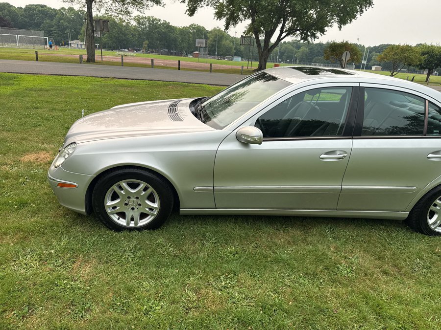 Used 2004 Mercedes-Benz E 320 4MATIC Sedan image 39