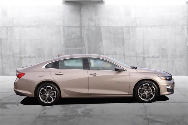 Used 2024 Chevrolet Malibu LT image 5