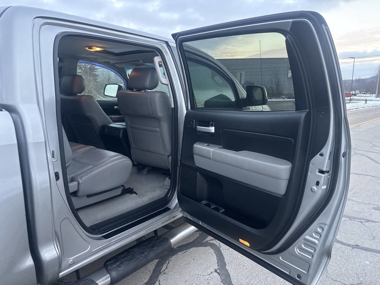 Used 2008 Toyota Tundra Limited image 15