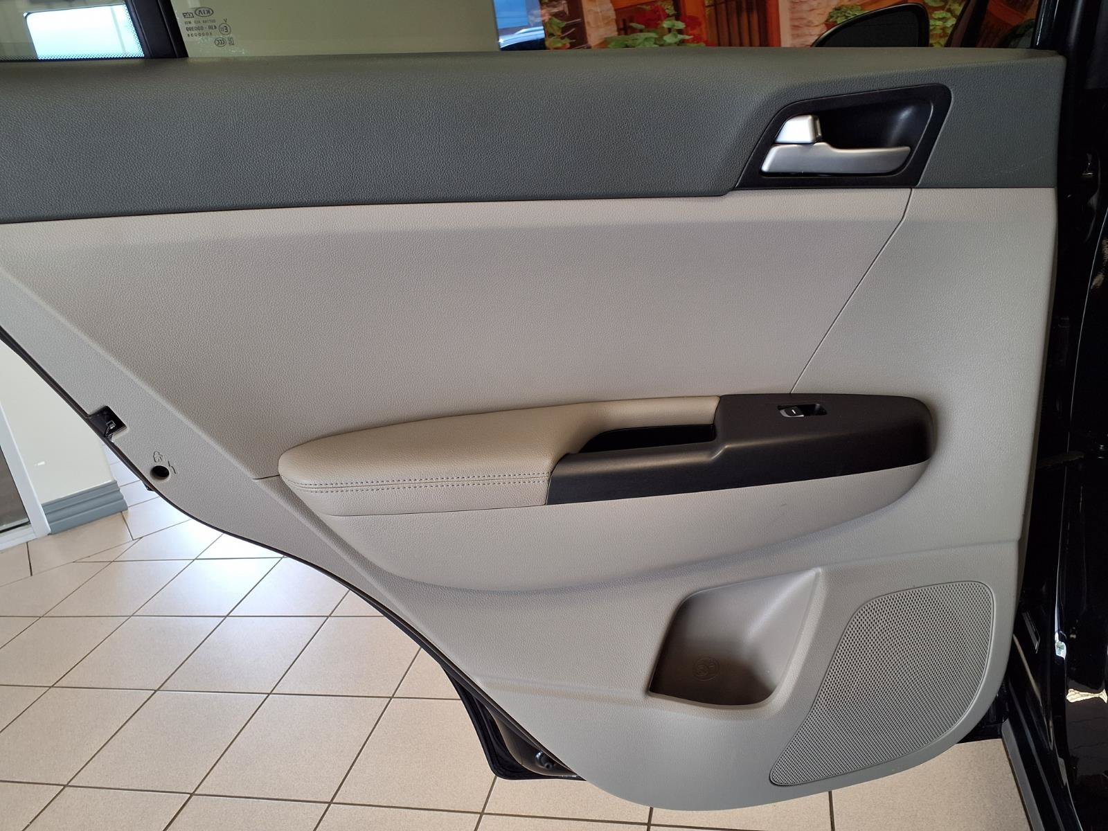 Used 2018 Kia Sportage LX FWD image 17