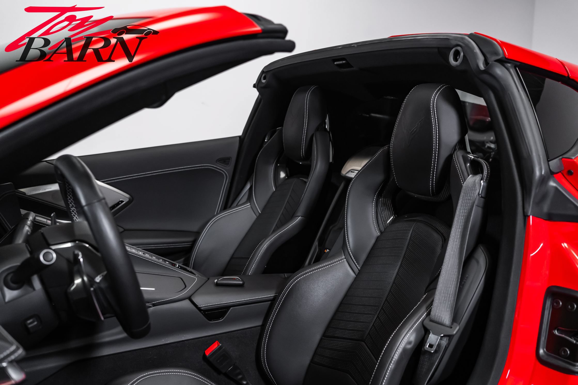 Used 2020 Chevrolet Corvette Stingray Preferred Cpe w/ 2LT Preferred Equipment Group RWD image 28