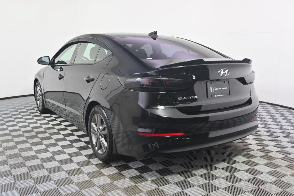 Used 2018 Hyundai Elantra SEL FWD image 4