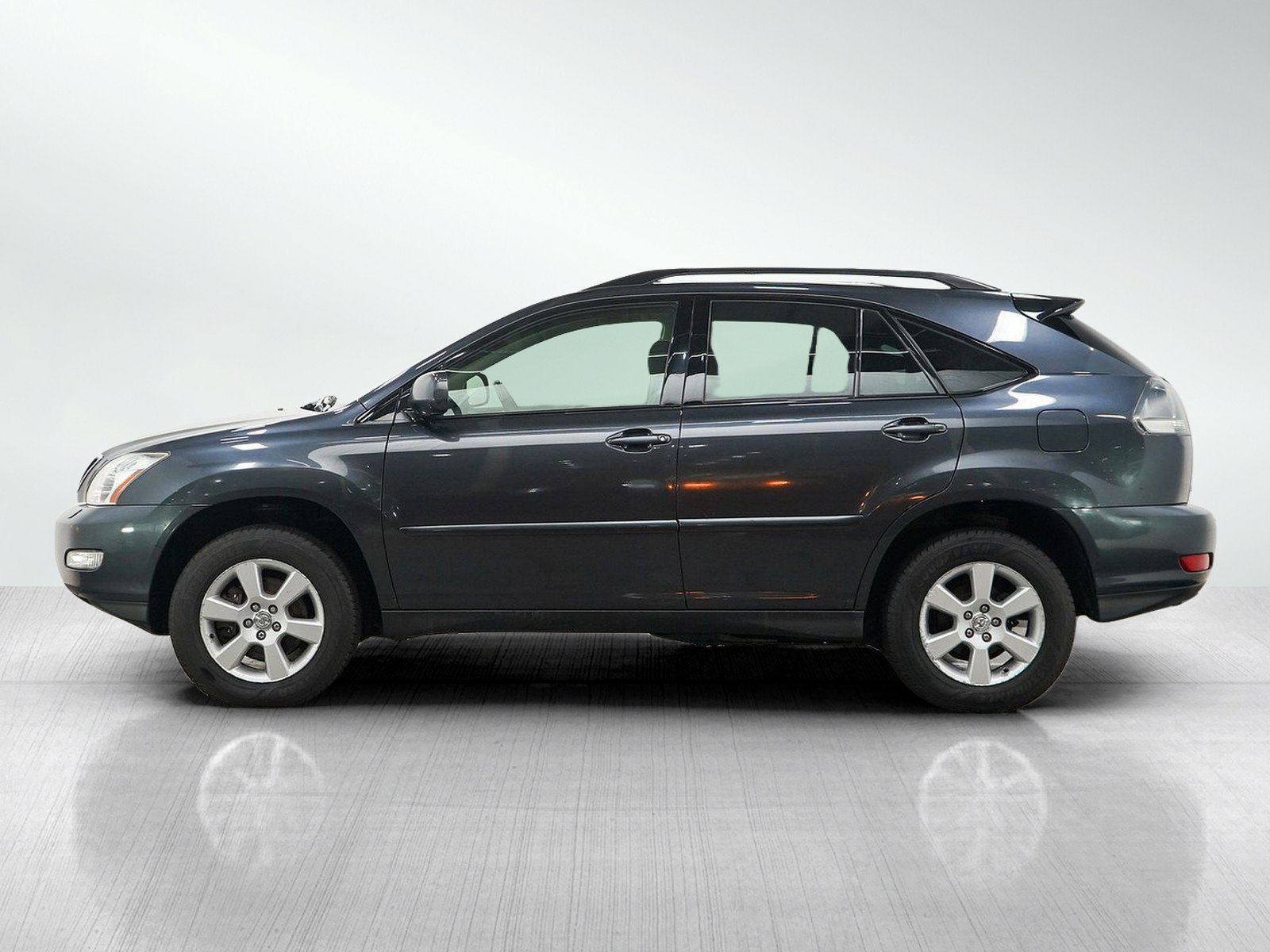 Used 2004 Lexus RX 330 AWD image 2